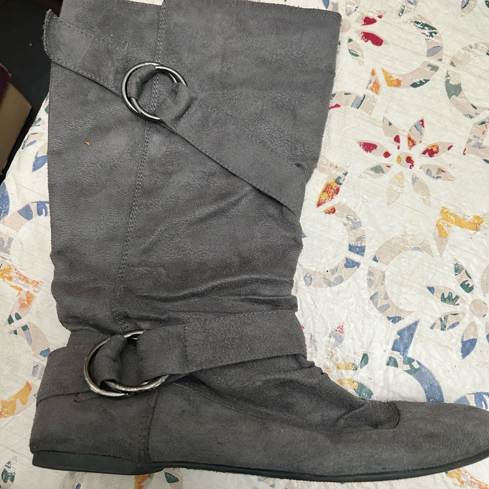 Womens Shoes